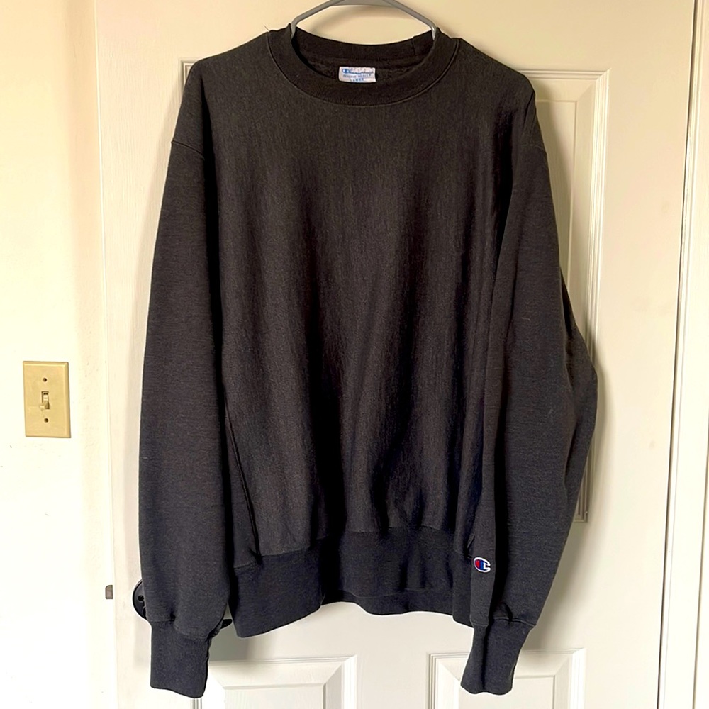 Large size champion, gray sweater in brand new condition